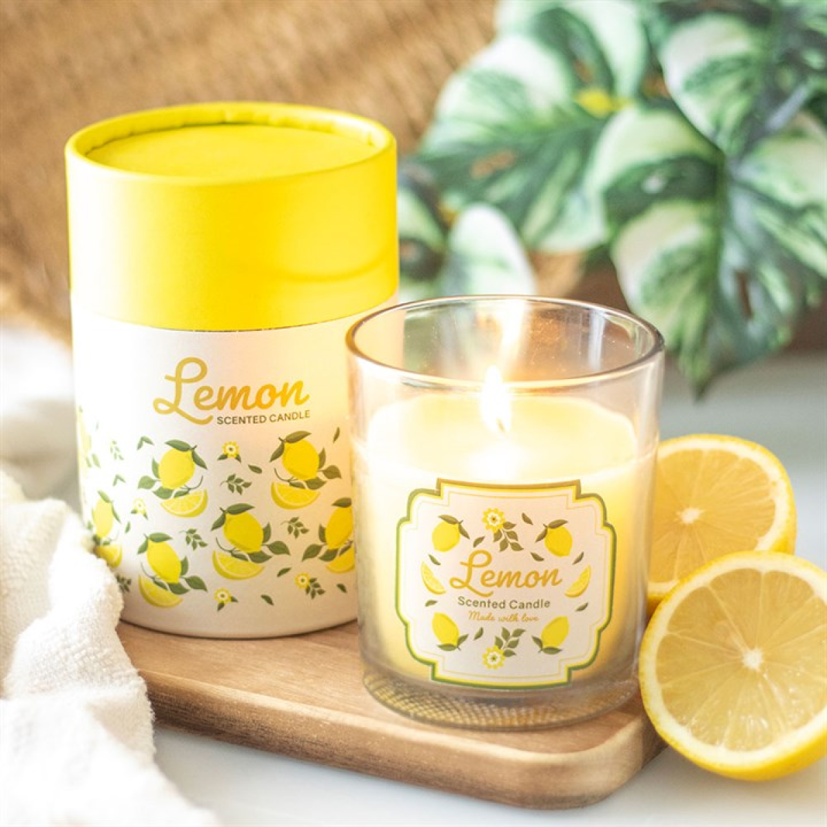 Lemon Scented Candle with Wooden Lid
